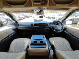 
										Toyota Hiace 9L – 2018 full									