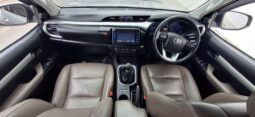 
										TOYOTA HILUX full									