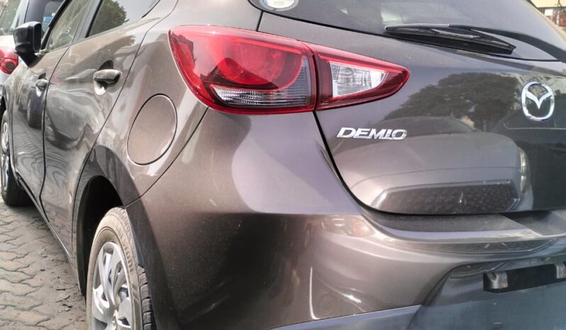 
								MAZDA DEMIO – 2017 full									