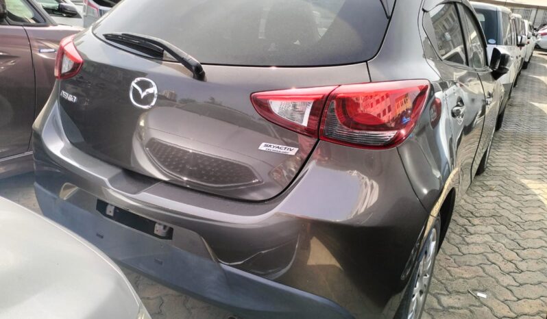 
								MAZDA DEMIO – 2017 full									