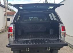 
										TOYOTA HILUX full									