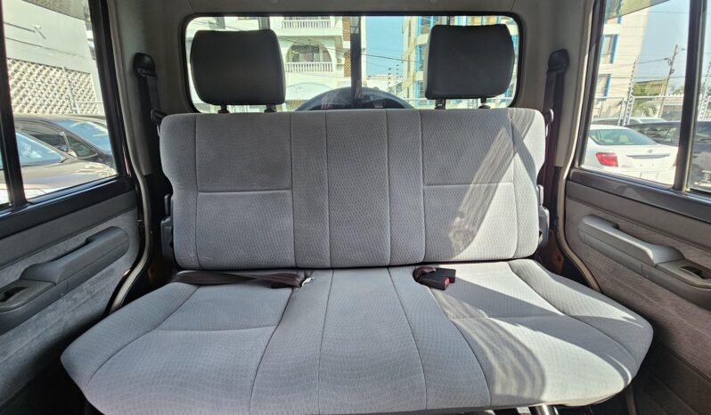 
								TOYOTA  LAND CRUISER 79 full									