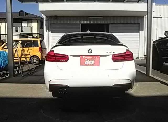 
								BMW 3 SERIES 2018 2000 320i (7135 KM) full									