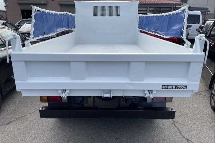 
								ISUZU ELF TRUCK 2018 ( 76 130KM) full									