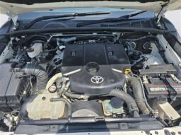 
										TOYOTA HILUX 2021 (76000KM) full									