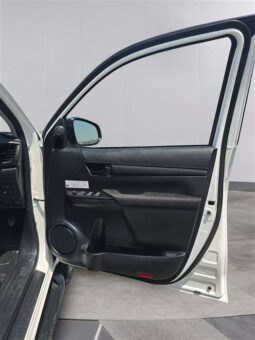 
										TOYOTA HILUX 2021 (76000KM) full									