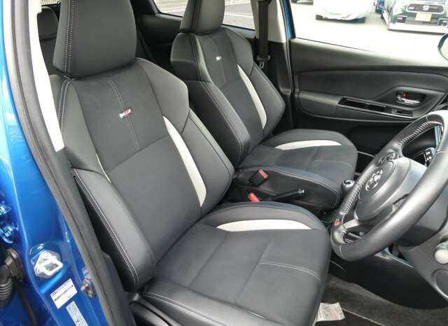 
								TOYOTA VITZ 2018 (25000KM) full									