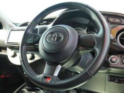 
										TOYOTA VITZ 2018 (25000KM) full									