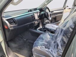 
										TOYOTA HILUX 2018 (58 120KM) full									