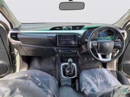 
										TOYOTA HILUX 2018 (58 120KM) full									