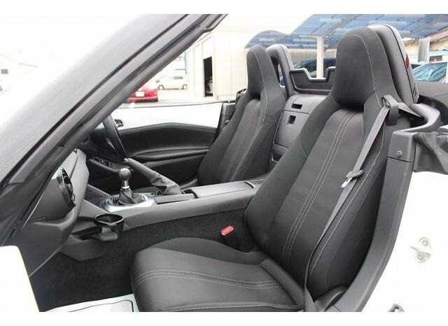 
								MAZDA ROADSTER 2020 (23000KM) full									
