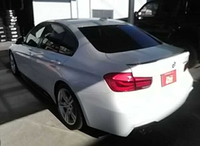
								BMW 3 SERIES 2018 2000 320i (7135 KM) full									