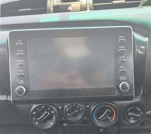 
								TOYOTA HILUX 2021 (76000KM) full									