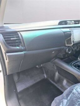 
										TOYOTA HILUX 2021 (76000KM) full									