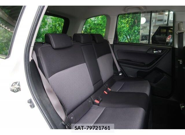 
								Subaru Forester full									