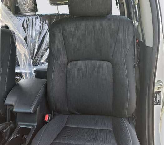 
								TOYOTA HILUX 2021 (76000KM) full									