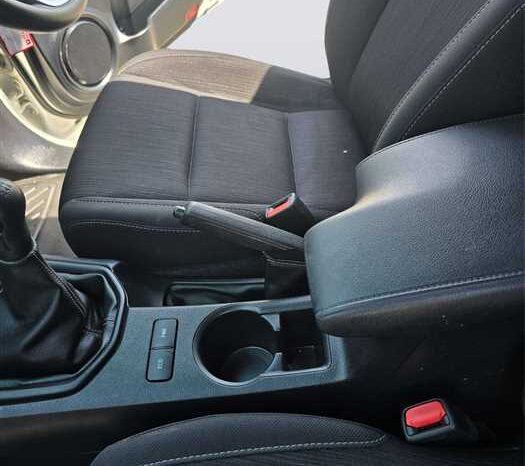 
								TOYOTA HILUX 2021 (76000KM) full									