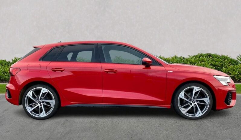 
								Audi A3 2021 ( 91 544km) full									