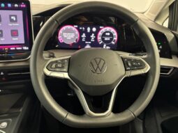 
										Volkswagen Golf Hatchback 2024 (9656KM) full									