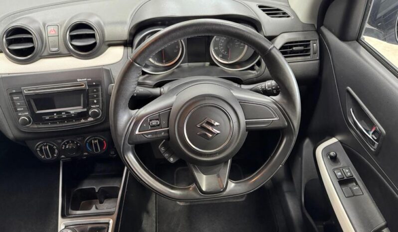 
								Suzuki Swift  2019 (38065KM) full									
