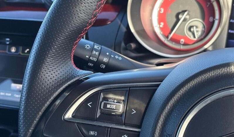 
								Suzuki Swift  2020 ( 49 277KM) full									