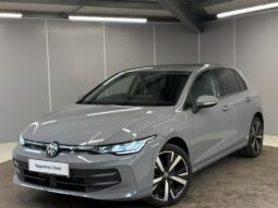 
										Volkswagen Golf Hatchback 2024 (9656KM) full									