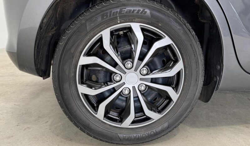 
								Suzuki Swift  2019 (38065KM) full									