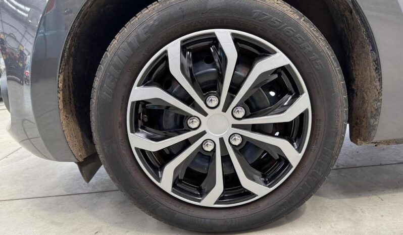 
								Suzuki Swift  2019 (38065KM) full									