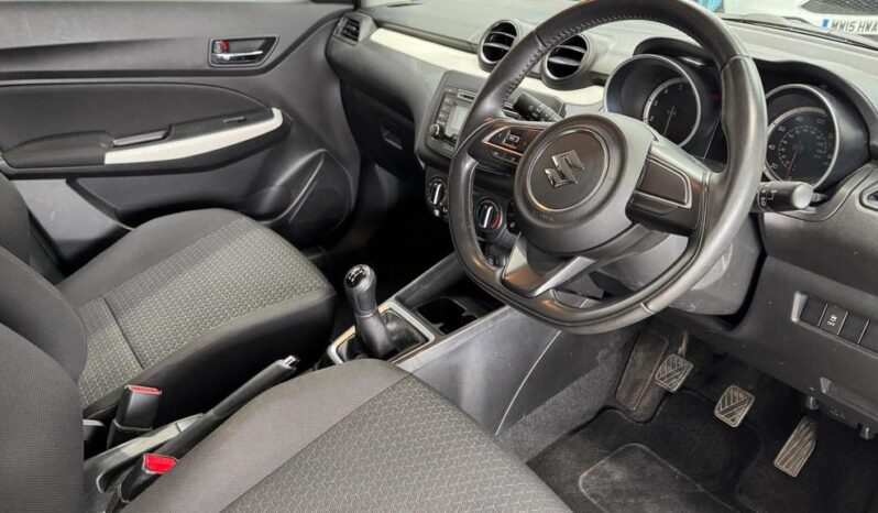 
								Suzuki Swift  2019 (38065KM) full									