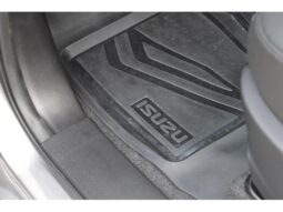 
										Isuzu D-max 2025 ( 2114KM) full									