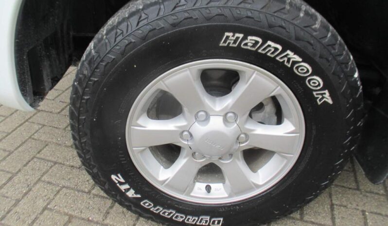 
								Isuzu D-max 2018 (93211km) full									