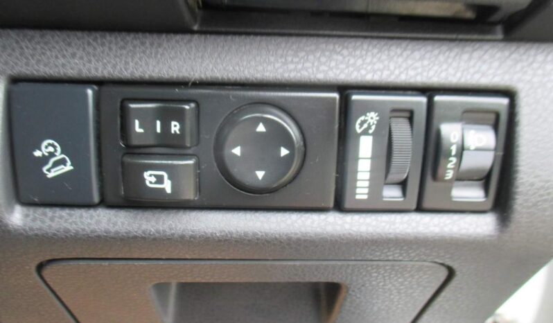 
								Isuzu D-max 2018 (93211km) full									
