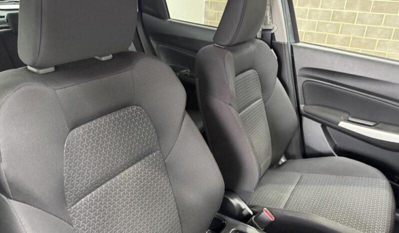 
								Suzuki Swift  2019 (38065KM) full									