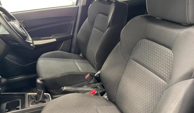 
								Suzuki Swift  2019 (38065KM) full									