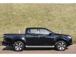 
										Isuzu D-max 2023 ( 41109km) full									