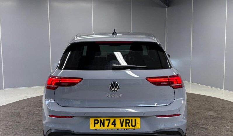 
								Volkswagen Golf Hatchback 2024 (9656KM) full									