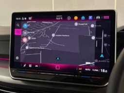 
										Volkswagen Golf Hatchback 2024 (9656KM) full									