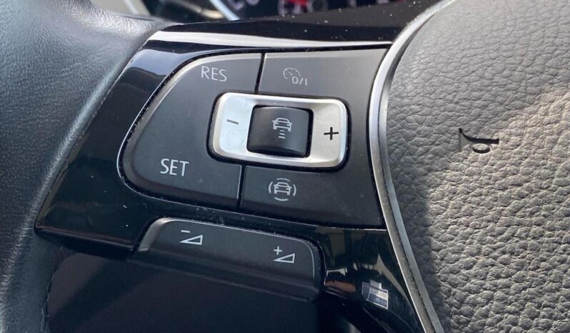 
								Volkswagen Touran 2021 (45 967km) full									