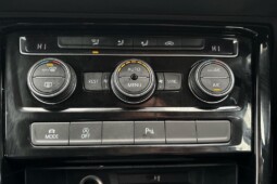 
										Volkswagen Touran 2020 (43 531km) full									