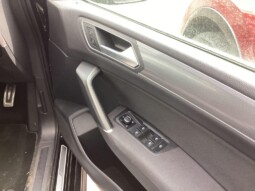 
										Volkswagen Touran 2020 (150 271km) full									