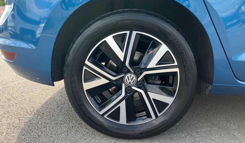 
								Volkswagen Touran 2020 (40 582km) full									