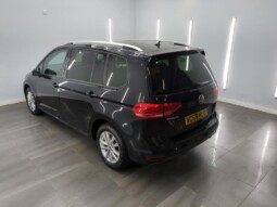 
										Volkswagen Touran 2018 (128 598km) full									