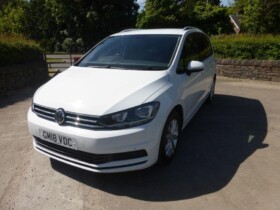 Volkswagen Touran 2018 (73 655km)