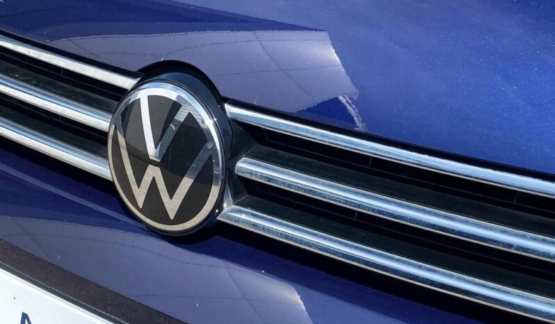 
								Volkswagen Touran 2021 (45 967km) full									