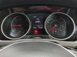 
										Volkswagen Touran 2018 (128 598km) full									