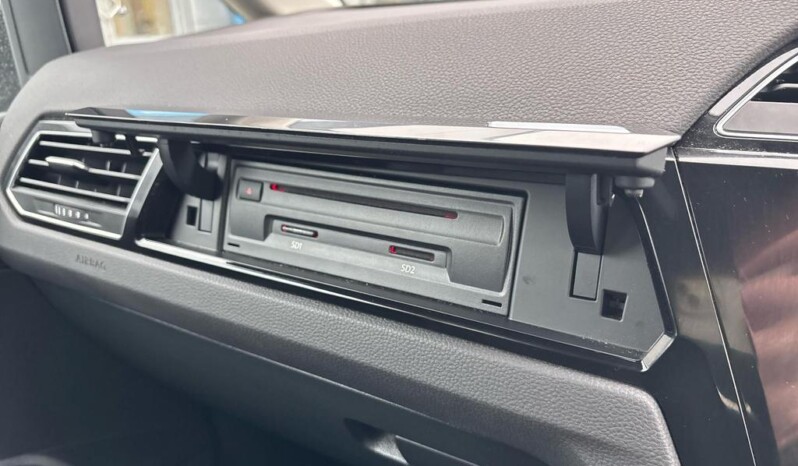 
								Volkswagen Touran 2020 (43 531km) full									