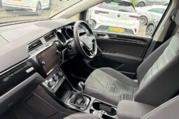 
										Volkswagen Touran 2020 (43 531km) full									