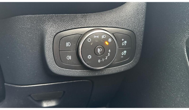 
								Ford Fiesta 2022 (49 712km) full									
