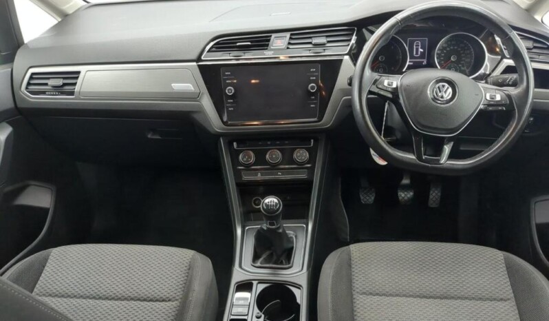 
								Volkswagen Touran 2018 (128 598km) full									