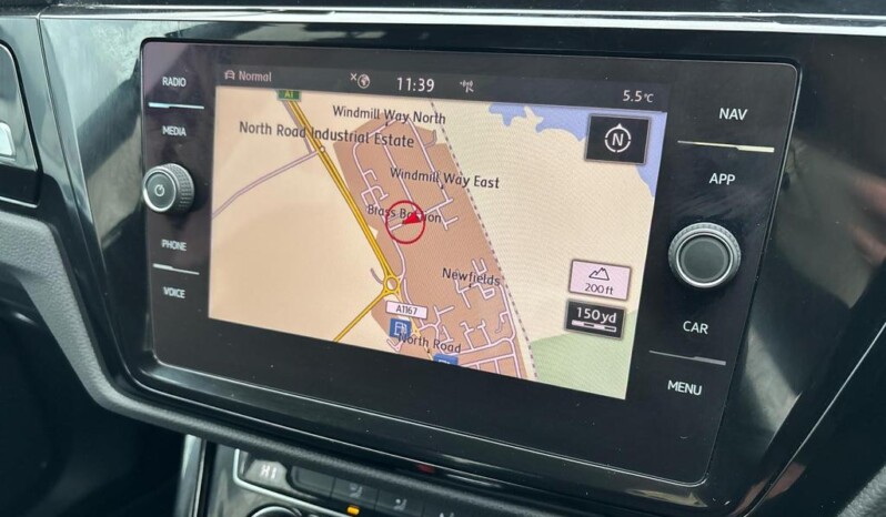 
								Volkswagen Touran 2020 (43 531km) full									